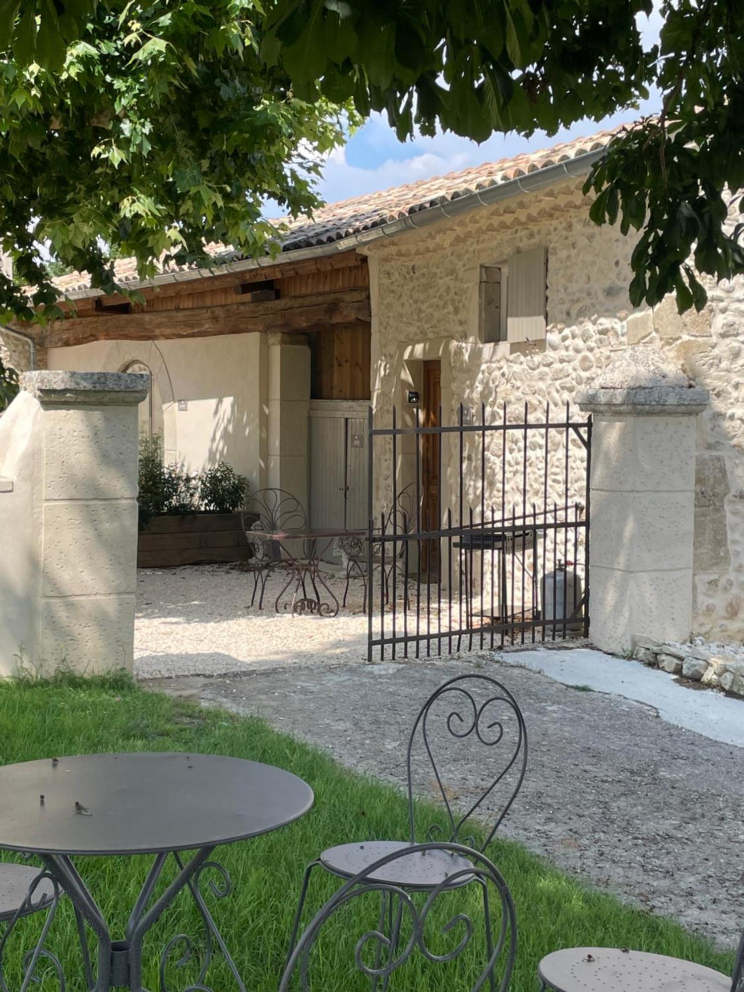 Domaine Chamarel Vila Saint-Paulet-de-Caisson Exterior foto